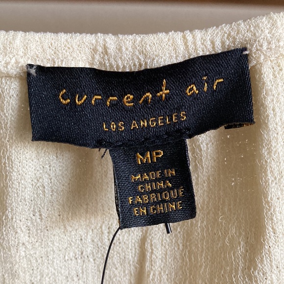 Current Air Creme Sleeveless Top in size M Petite - Picture 4 of 6